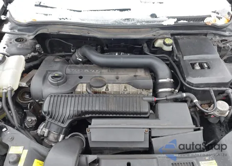 2005 Volvo S40 T5 Awd из США, поврежденный, VIN YV1MH682152117241